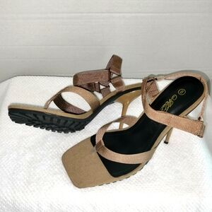 Mata Women's Brown Velcro Ankle Closure SandalsSz 8